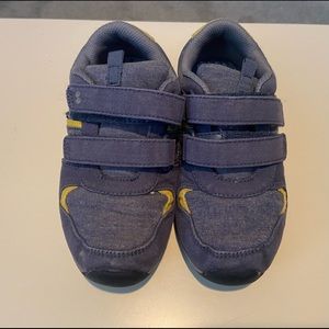 Stride Rite Surprise